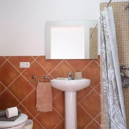 Villa Very Private 4 Bedroom Acebo With Electrically Heated Pool Playa Blanca (Lanzarote)